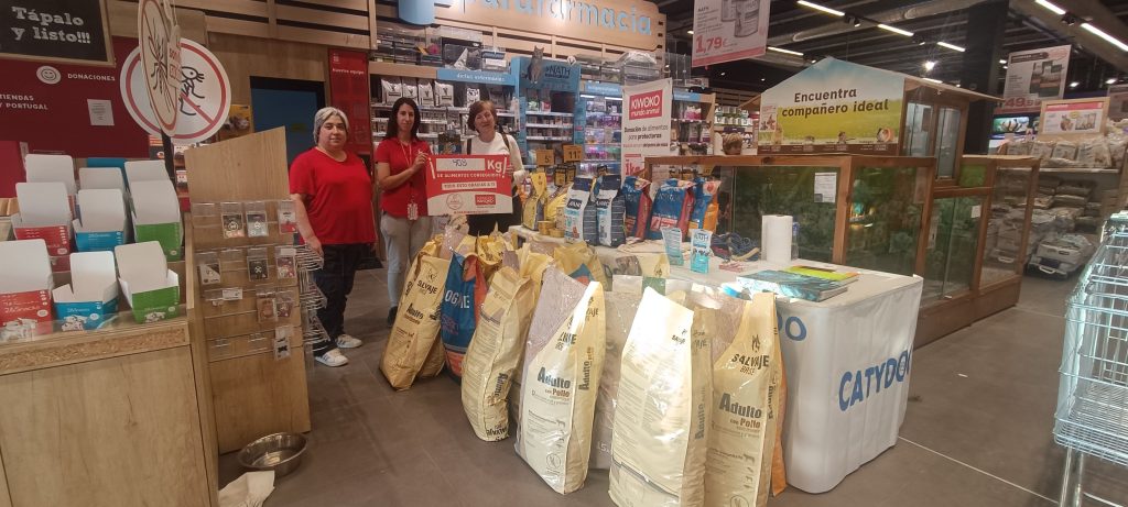 torrelavega dia del perro sin raza