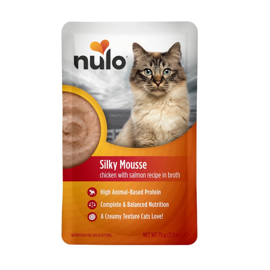 Nulo Mousse Cremoso de Pollo y Salm&oacute;n sobres para gatos