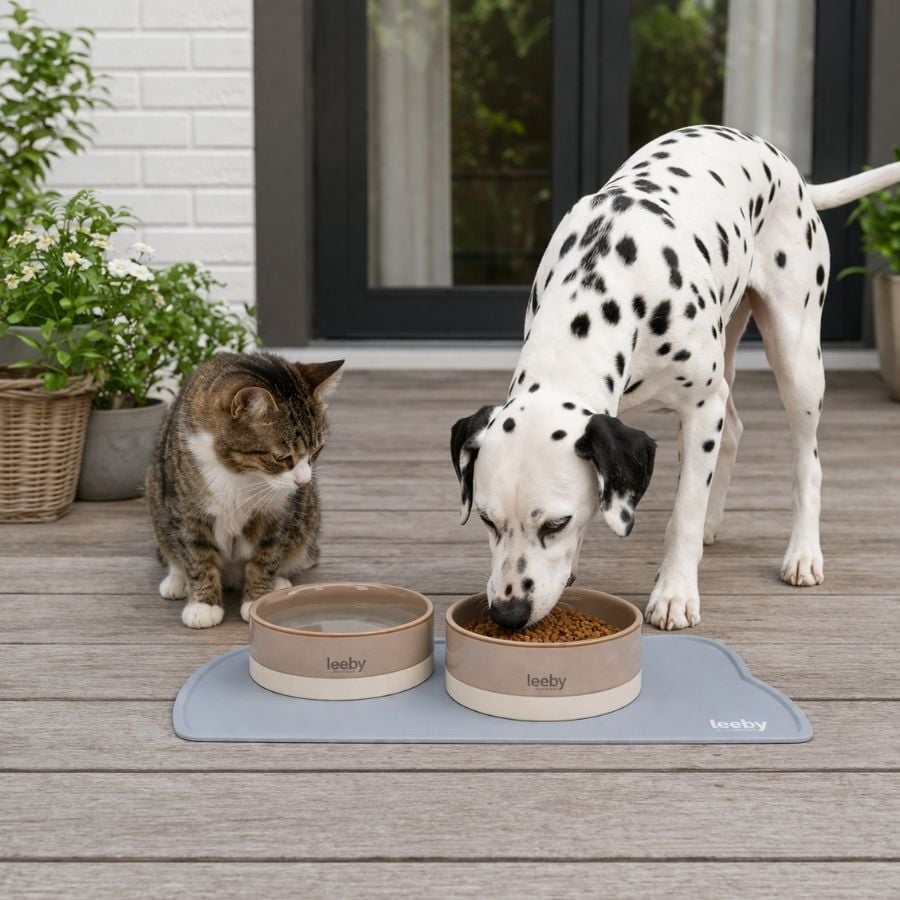 Leeby Alfombrilla Antideslizante Comedero forma Gato Gris para perros y gatos, , large indicador imagen numero 1